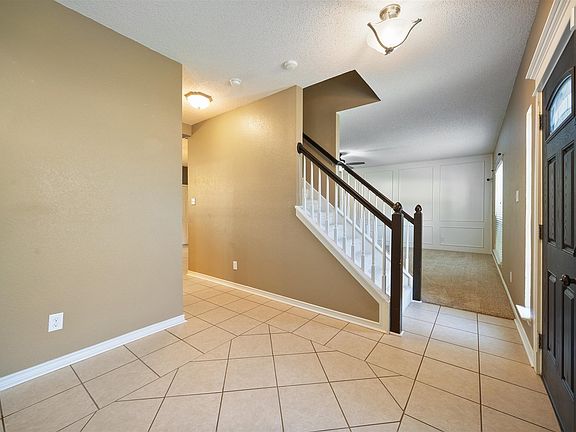 3rd image of 508 Big Oak Ct