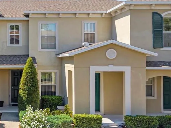 8112 Silent Creek Dr, Tampa, FL 33615