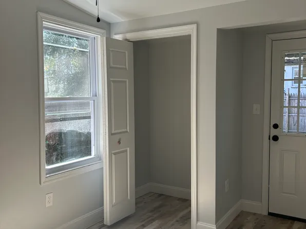 1138 Walnut St, Chester, PA 19013