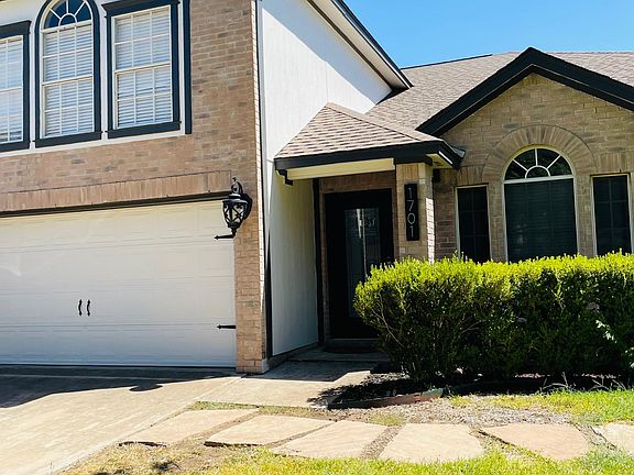 2nd image of 1701 Lantana Dr