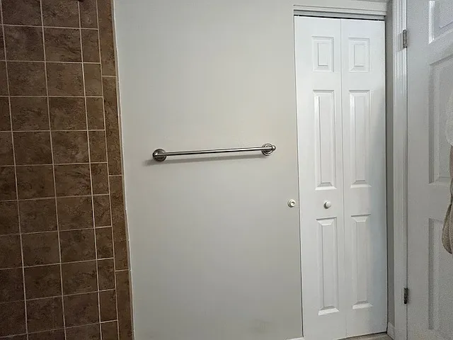 1398 Shady Pine Way #B — Photo 34