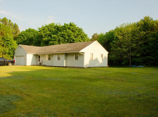 39 Bluebird Rd, South Glens Falls, NY 12803