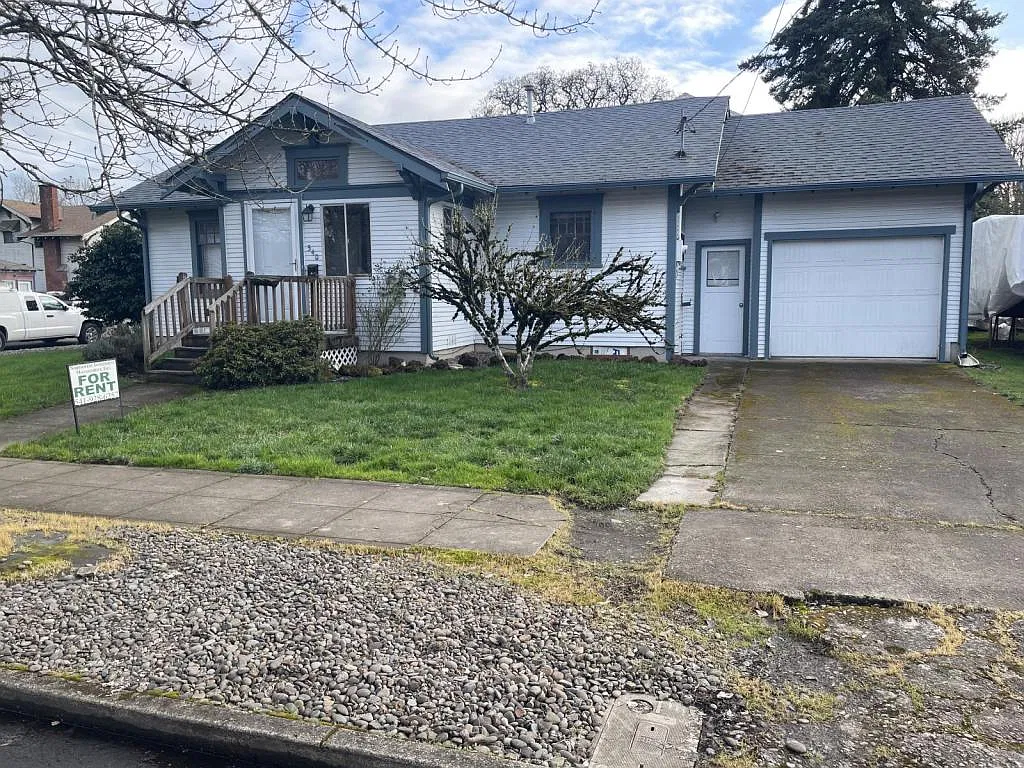 540 Third Ave SE — Photo 2