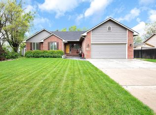 409 Rosebud Cir, Andale, KS 67001