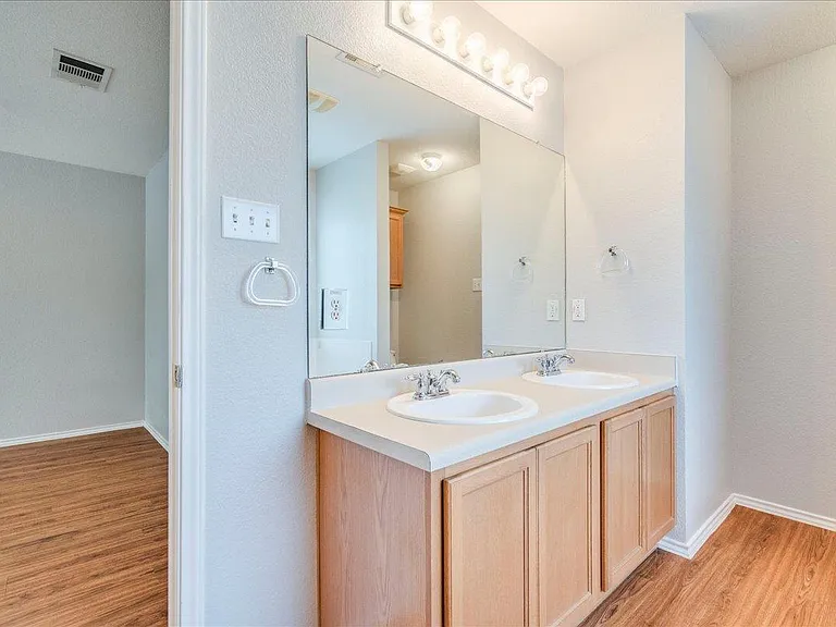 1507 Davis Mountain Loop — Photo 15