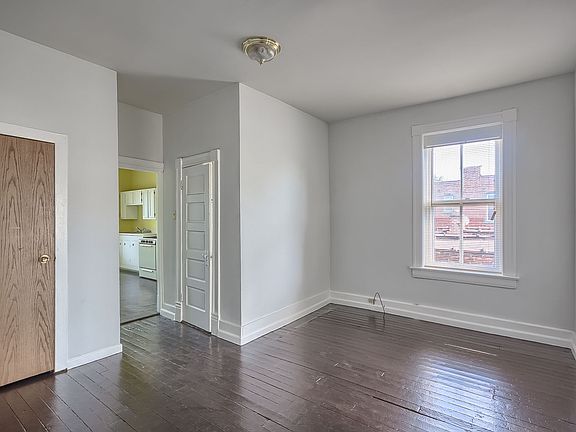 3rd image of 4665-4667 Idaho Ave