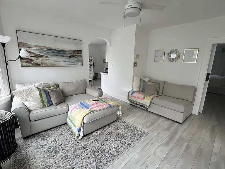 1828 Parmenter St #204 — Photo 6