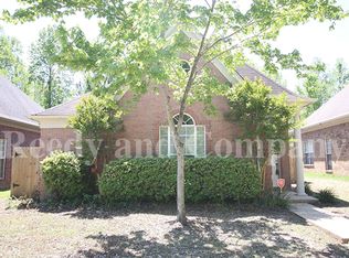 7063 Parkbrook Ln, Cordova, TN 38018