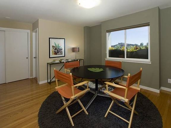 3rd image of 30 Fair Oaks St