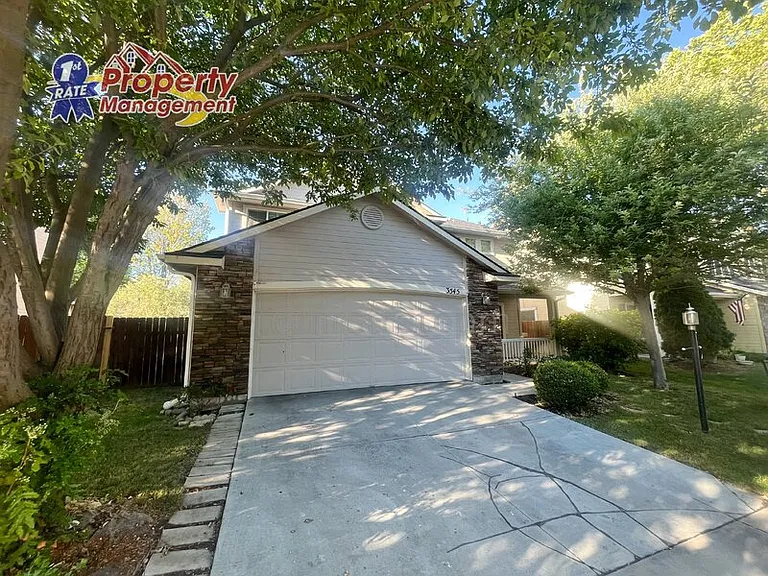 3545 E Hand Cart Ln — Photo 2