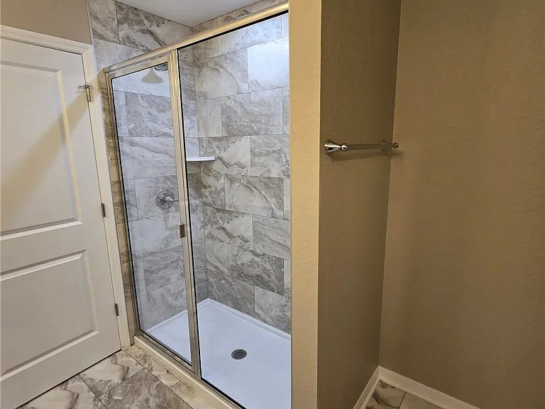 5515 Castania Dr — Photo 11