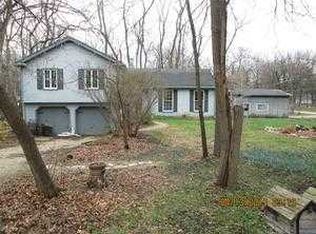 0N415 Lake Dr, West Chicago, IL