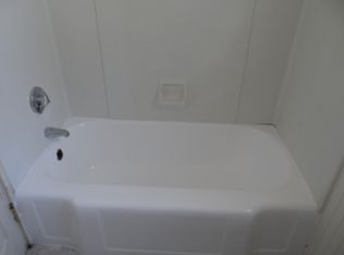 11 Chestnut St #2R, Wakefield, MA 01880