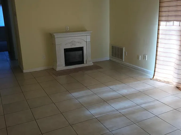 1287 Schaub Dr — Photo 38