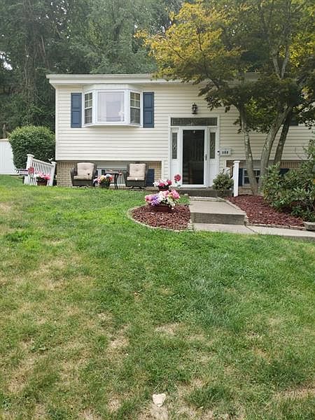 1st image of 153 Fox Chase Dr