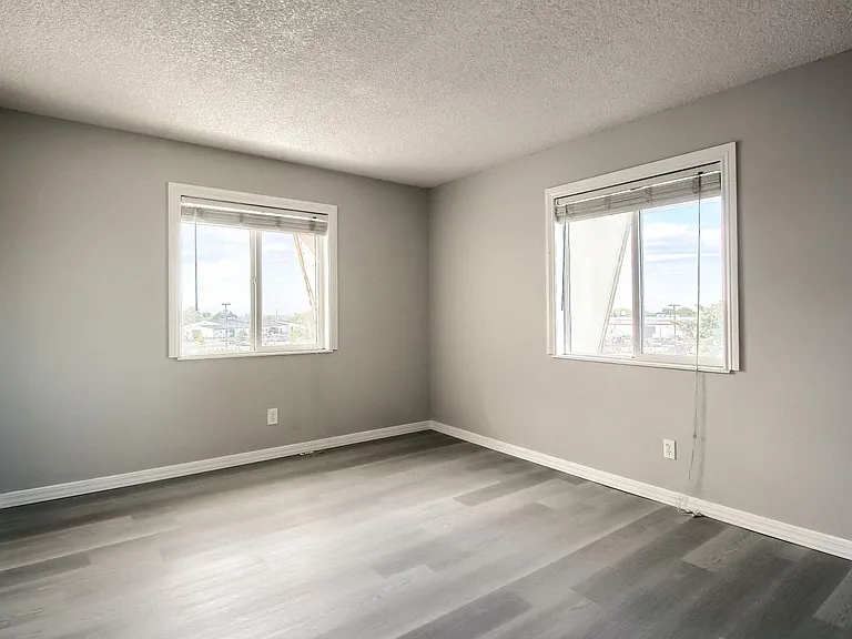 10211 Ura Ln #6-302 — Photo 8