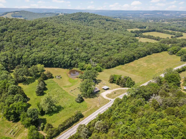 23465 State Hwy Ee, Aurora, MO 65605