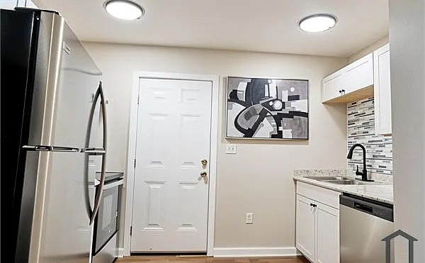 5883 Lone Oak Dr SW #114 — Photo 7