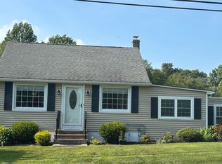 298 Pleasant Grove Rd, Long Valley, NJ 07853