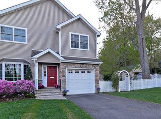 292 Spring Ave, Ridgewood, NJ 07450