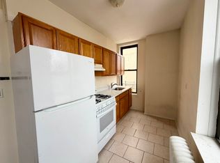 7502 3rd Ave #3, Brooklyn, NY 11209