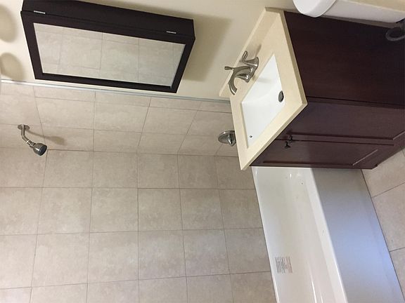 3rd image of 66 Dumas Pl