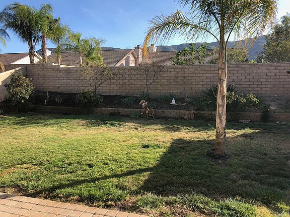 2nd image of 19395 Applewood Ct
