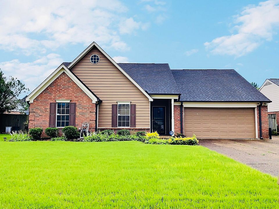 1st image of 7549 Bridelwreath Dr