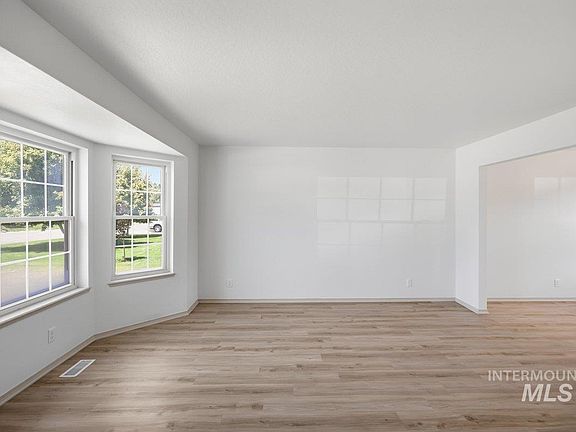 4th image of 4324 Choctaw Dr
