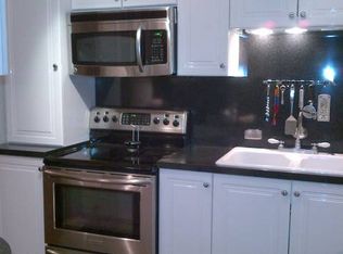 1660 N La Salle Dr APT 209, Chicago, IL
