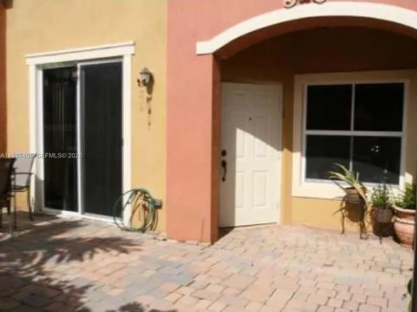 962 SW 143rd Ave #2207, Hollywood, FL 33027