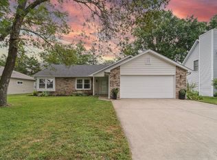4812 Prestwick Ct, Columbia, MO 65203