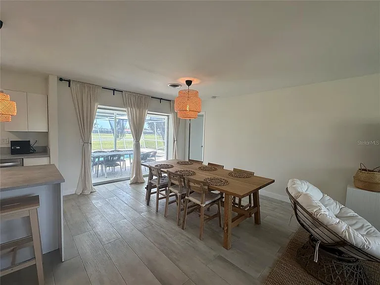 65 Oakland Hills Pl — Photo 3