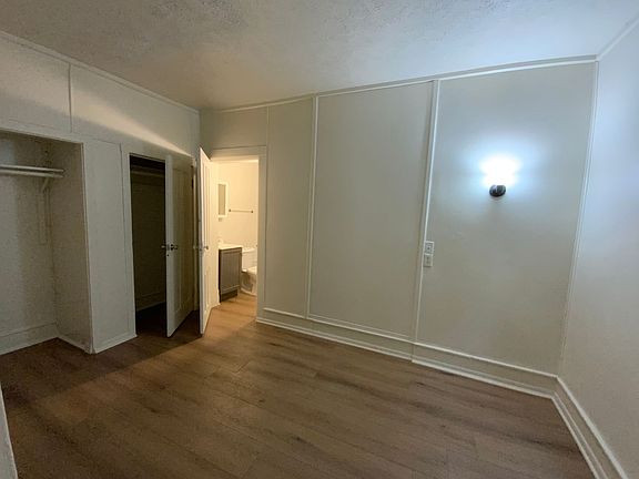 5th image of 425 W Franklin St #1