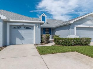 209 Hemingway Dr, Oldsmar, FL 34677
