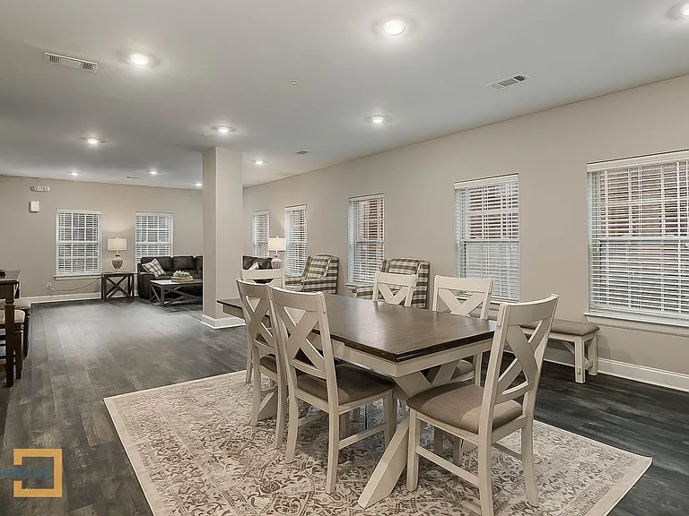 3218 Veterans Memorial Pkwy #3X3 — Photo 41