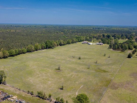 3rd image of 749 County Road 2103