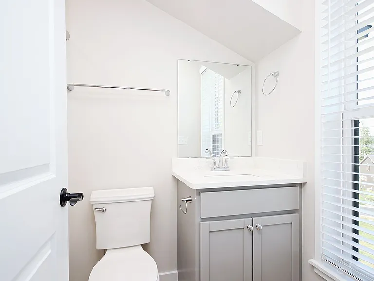6019 Bicknell St — Photo 20