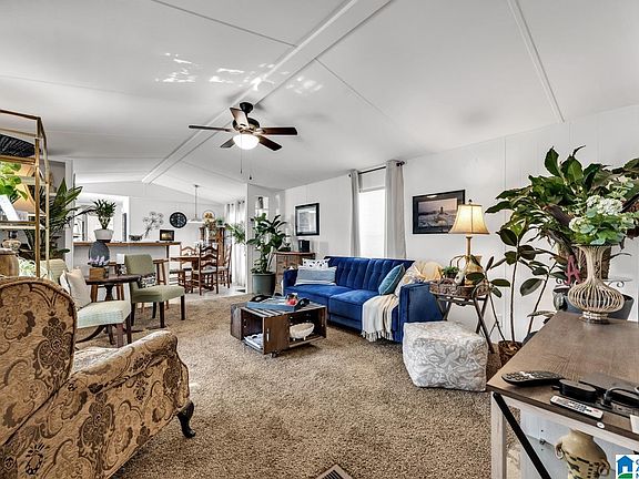 4th image of 143 Dana Rd