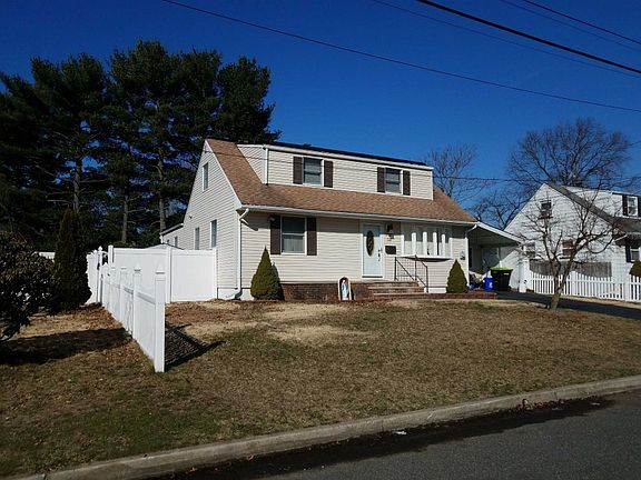 2nd image of 23 Mimi Rd