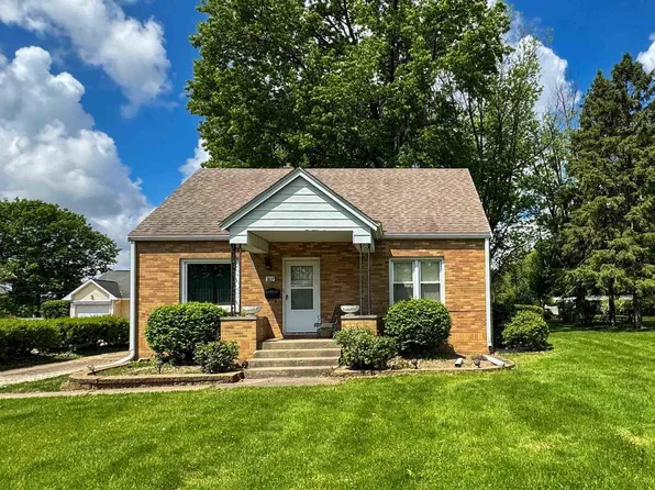 207 N Eisele Dr, Peoria, IL 61604