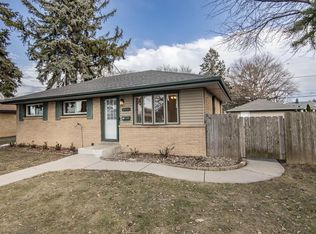 3966 S 76th St, Milwaukee, WI 53220