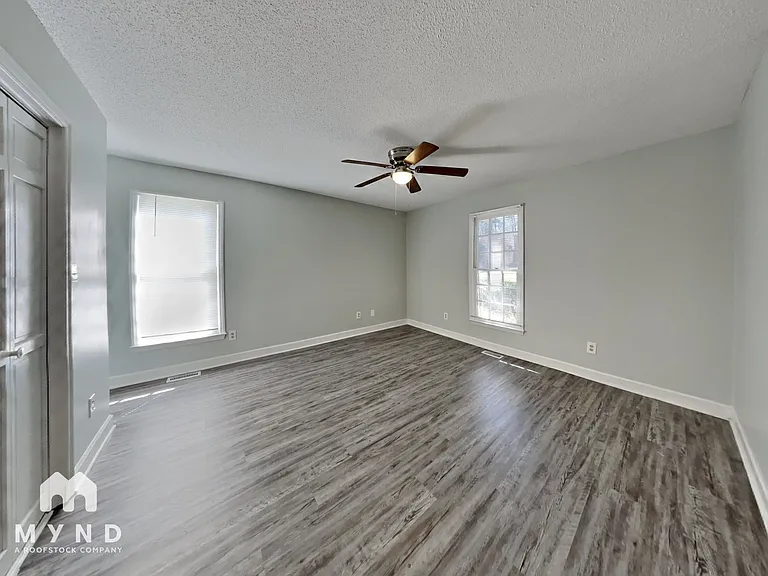 6125 Krandon Dr — Photo 14