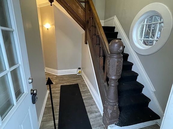 2nd image of 423 8th St NW APT 1