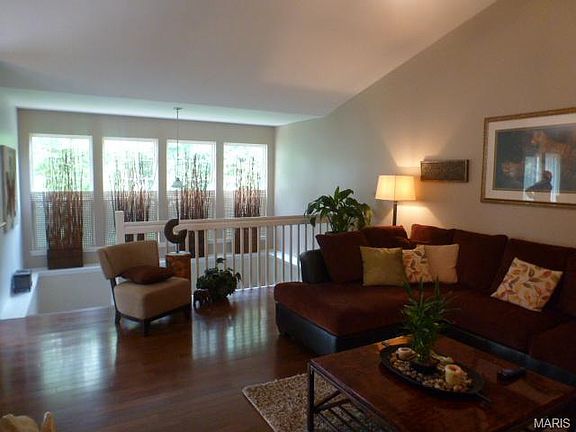 3rd image of 4337 Bangor Dr