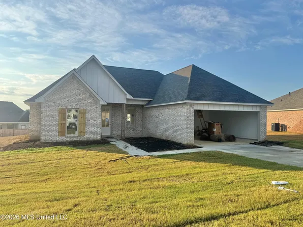 702 Kathleen Dr, Canton, MS 39046