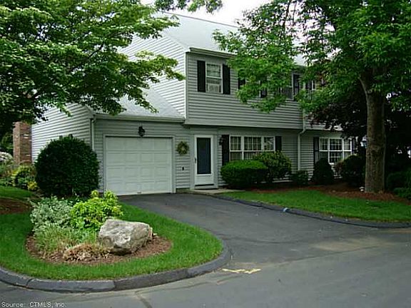 Exterior Front. Exterior Fr...