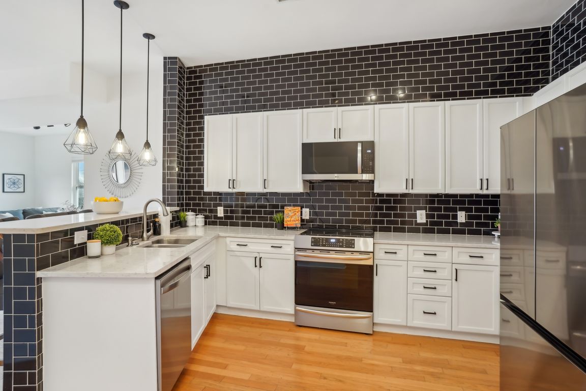 Westmere-012.jpg