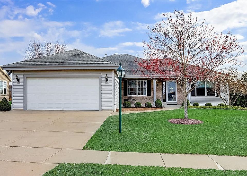 1st image of 658 Cherrywood Dr