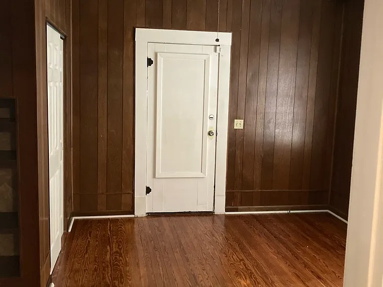 421 Rutherford St — Photo 21